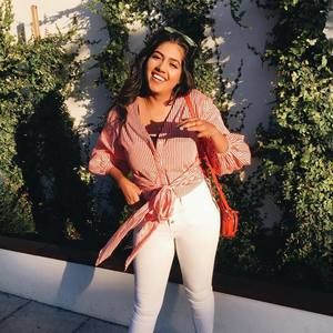 Meet your Posher, Sahar